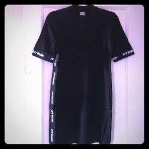 IVY PARK SHORT LOGO DRESS